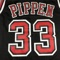 Men's Chicago Bulls Scottie Pippen 1997-98 Black Hardwood Classics Swingman Jersey1