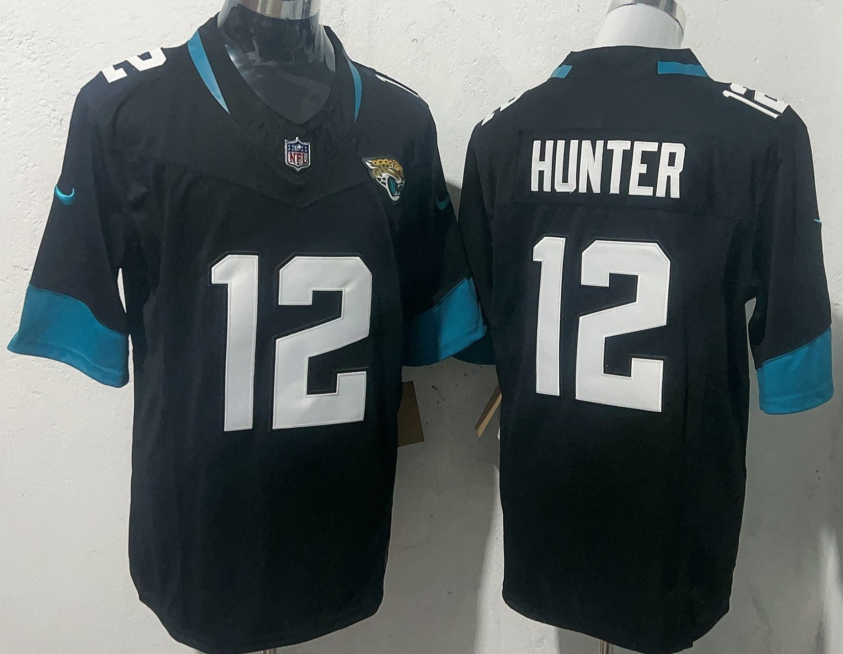 Men's Jacksonville Jaguars Travis Hunter #12 Black Alternate Game Jersey