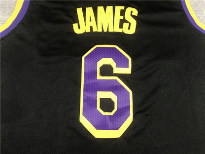 Men's Los Angeles Lakers LeBron James 2020/21 Black Swingman Player Jersey1