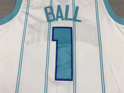 Men's Charlotte Hornets LaMelo Ball #1 White 2022/23 Swingman jersey1 - Association Edition