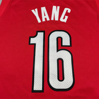 Men's Portland Trail Blazers Yang Hansen #16 Red 2022/23 Swingman Player Jersey - Statement Edition