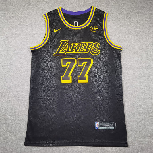 Men's Los Angeles Lakers Luka Doncic #77 Black Swingman Jersey1