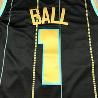 Men's Charlotte Hornets LaMelo Ball #1 Black 2022/23 Swingman jersey1 - City Edition