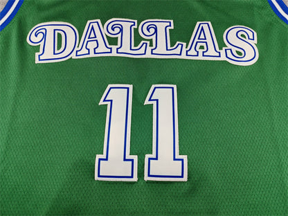 Men's Dallas Mavericks Kyrie Irving #11 Green Swingman Jersey - Classic Edition