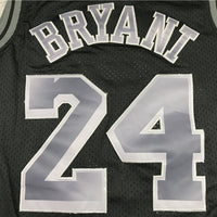 Men's Los Angeles Lakers Kobe Bryant Black Hardwood Classics Swingman Jersey1