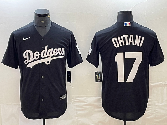 Men's Los Angeles Dodgers Shohei Ohtani #17 Black Replica Player Jersey1