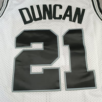 Men's San Antonio Spurs Tim Duncan White 1998-99 Classics Swingman Jersey1