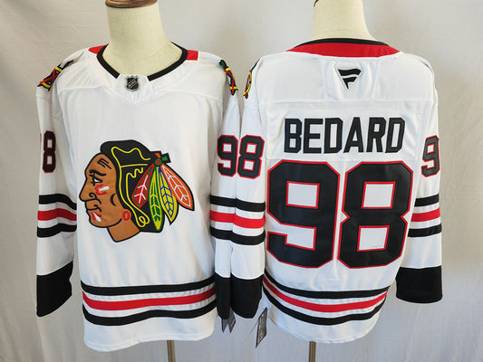 Men's Chicago Blackhawks Connor Bedard #98 Fanatics White Player Jersey