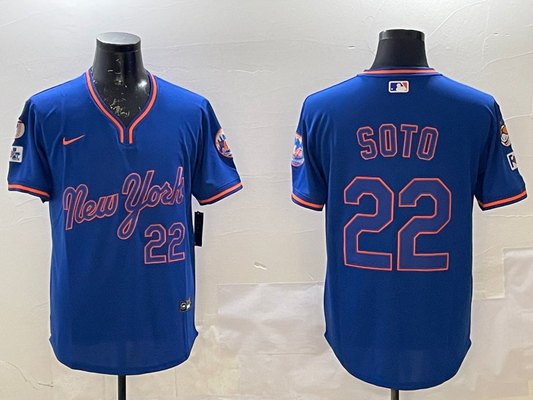 Men's New York Mets Juan Soto #22 Royal Replica Player Jersey1