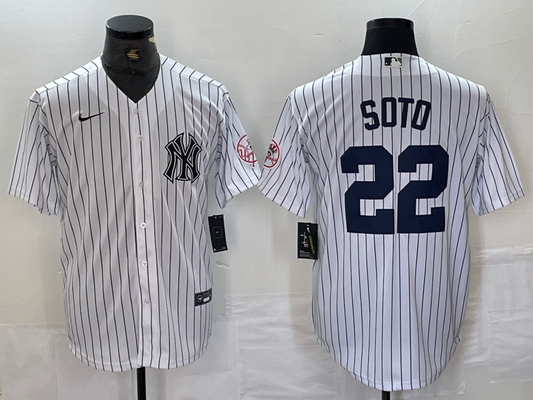 Men's New York Yankees Juan Soto #22 White Limited Player Jersey1