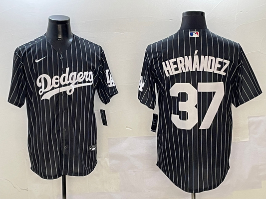 Men's Los Angeles Dodgers Teoscar Hernandez #37 Black Alternate Limited Player Jersey1