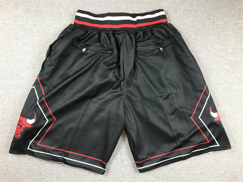 Men's Chicago Bulls Black Pocket Shorts1