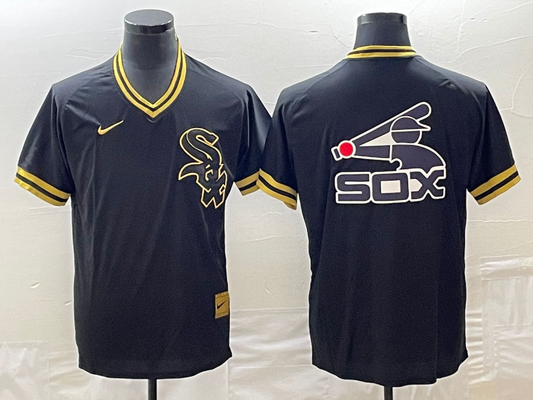 Men's Chicago White Sox Black Cooperstown Collection Player Jersey1