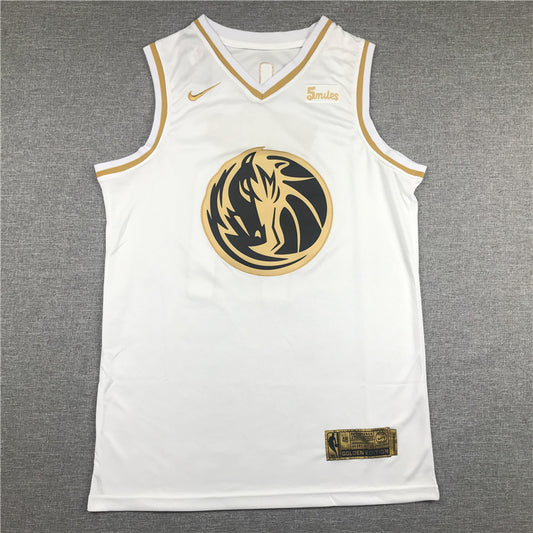 Men's Dallas Mavericks Luka Doncic #77 White Replica Jersey1