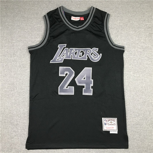 Men's Los Angeles Lakers Kobe Bryant Black Hardwood Classics Swingman Jersey1