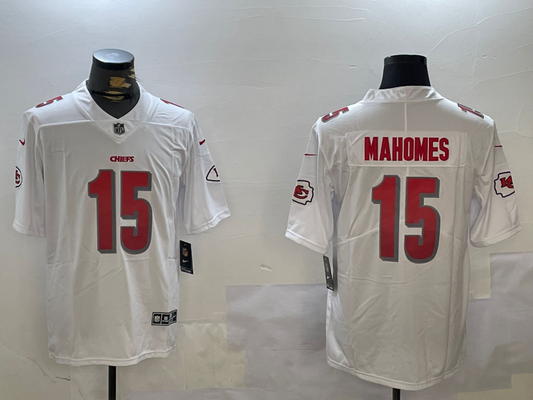 Men's Kansas City Chiefs Patrick Mahomes #15 White Team Game Jersey1