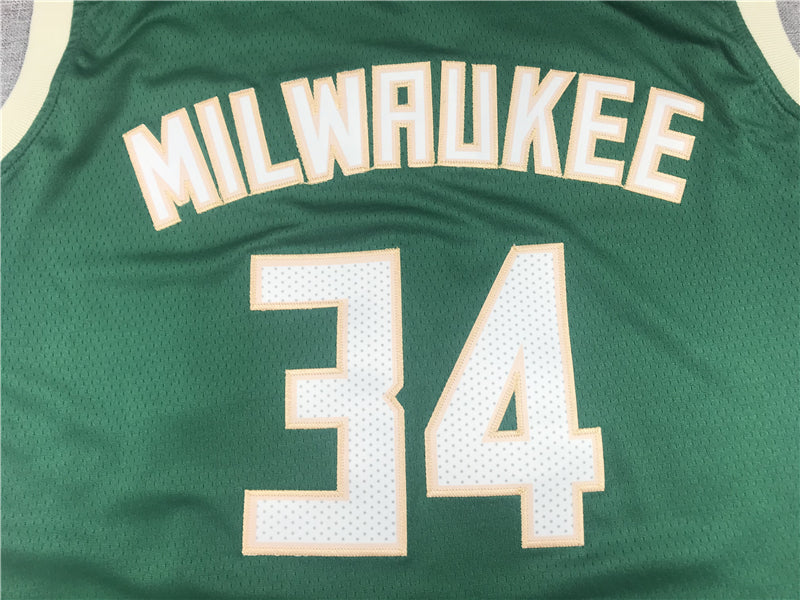 Men's Milwaukee Bucks Giannis Antetokounmpo #34 Green Player Jersey1
