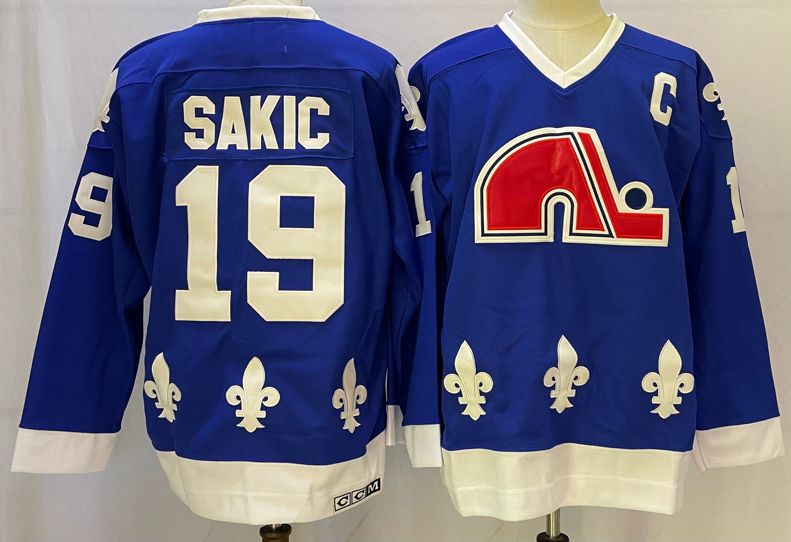 Men's Colorado Avalanche Joe Sakic #19 Blue Player Game Jersey