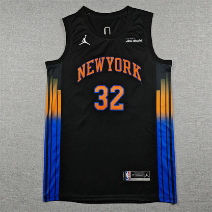 Men's New York Knicks Karl-Anthony Towns #32 Black Swingman Jersey - Statement Edition