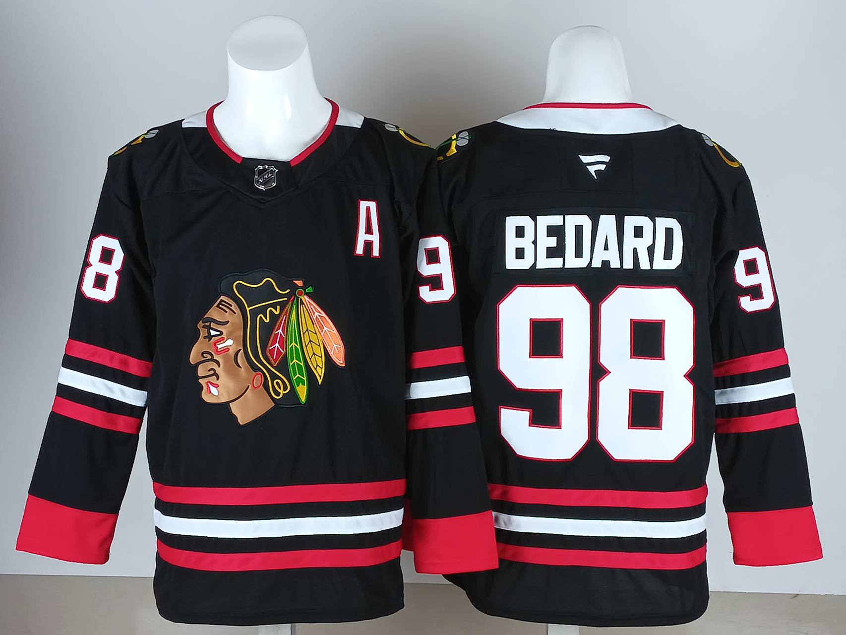 Men's Chicago Blackhawks Connor Bedard #98 Black Premium Jersey