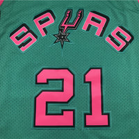 Men's San Antonio Spurs Tim Duncan Green 1998/99 Classics Swingman Player Jersey1