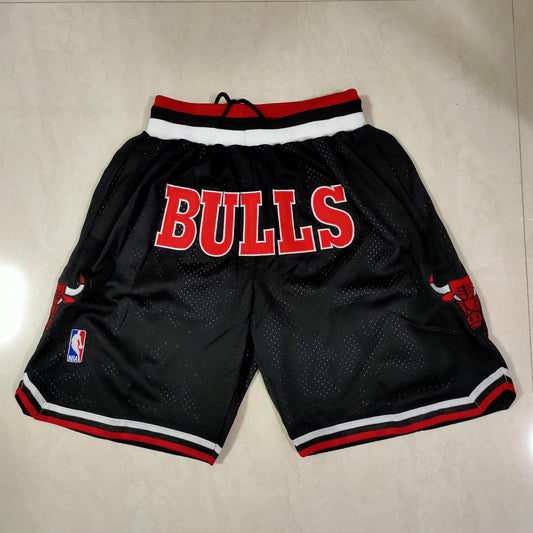 Men's Mitchell & Ness Authentic CHICAGO BULLS 1997-98 Game Shorts1