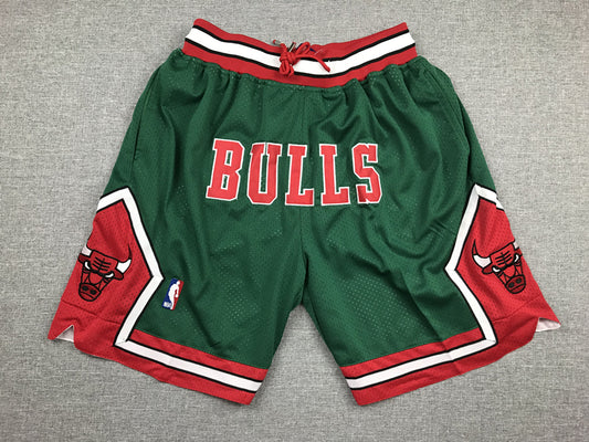 Men's Chicago Bulls Green Basketball Shorts1