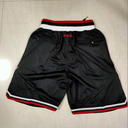 Men's Mitchell & Ness Authentic CHICAGO BULLS 1997-98 Game Shorts1