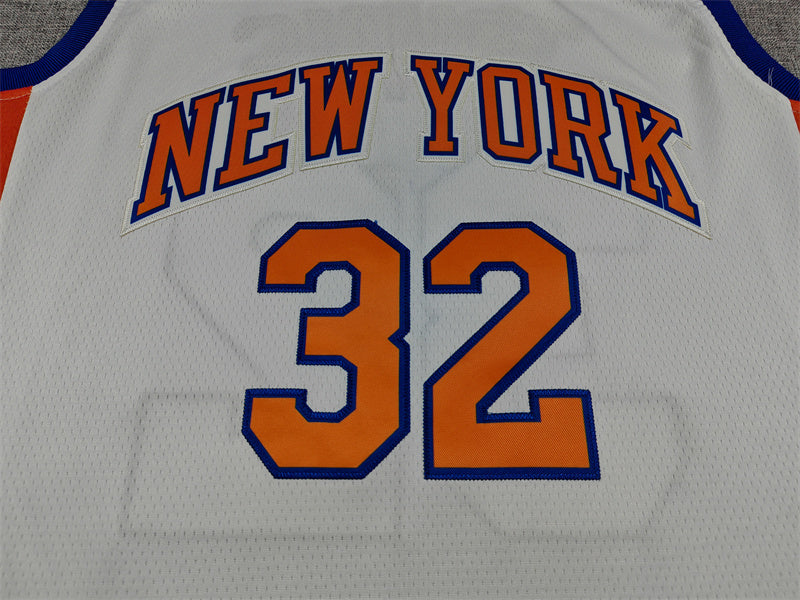 Men's New York Knicks Karl-Anthony Towns #32 White 2025/26 Swingman Jersey - City Edition