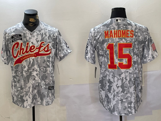 Men's Kansas City Chiefs Patrick Mahomes #15 Arctic Camo Salute to Service Limited Jersey1