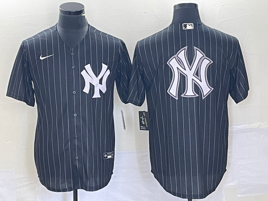Men's New York Yankees Black Alternate Game Jersey1