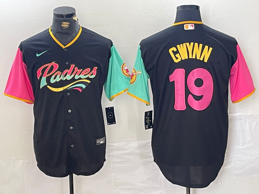 Men's San Diego Padres Tony Gwynn #19 Black City Connect Limited Player Jersey1