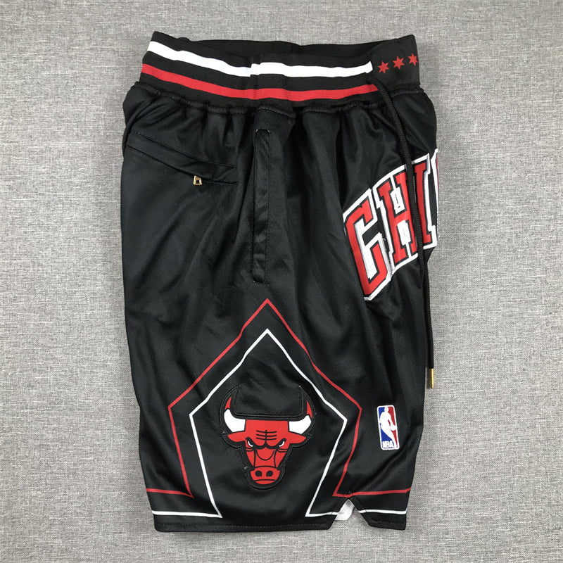 Men's Chicago Bulls Black Pocket Shorts1
