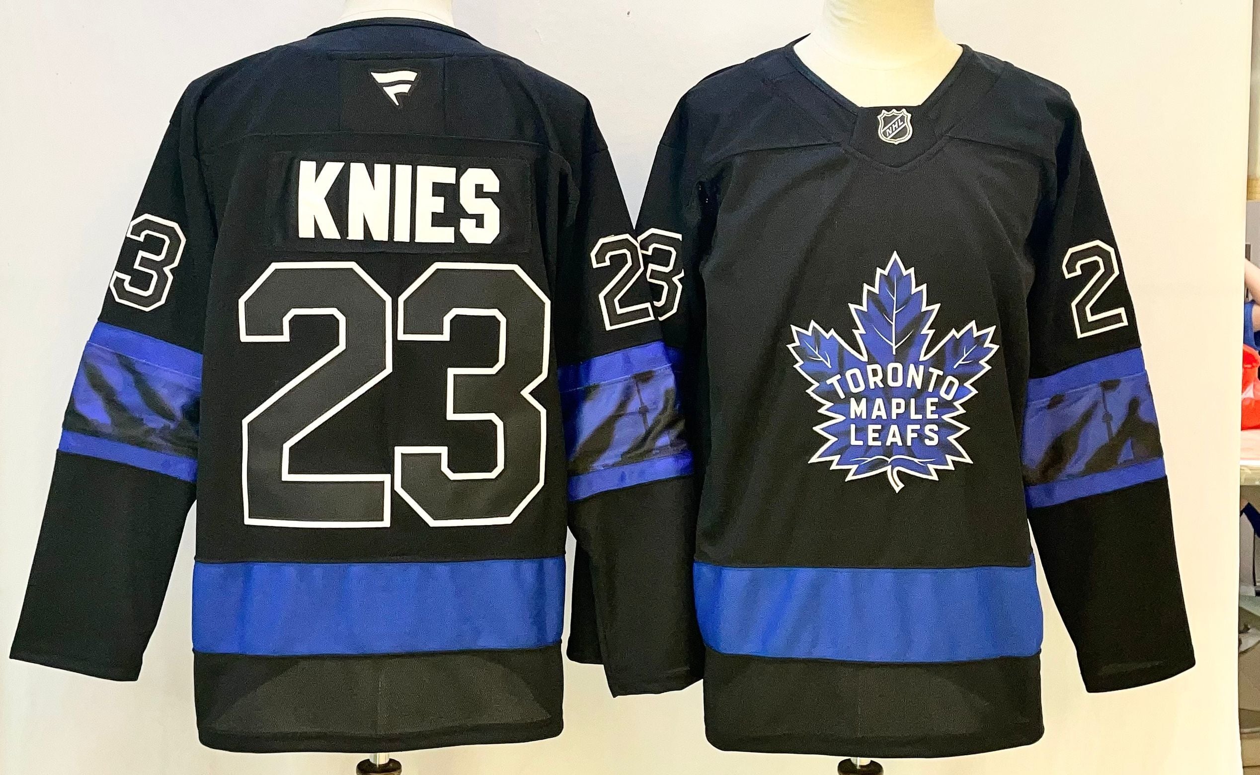 Men's Toronto Maple Leafs Matthew Knies #23 Black Player Jersey