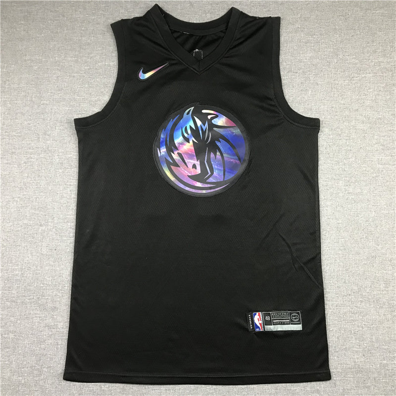Men's Dallas Mavericks Luka Doncic #77 Black Swingman Game Jersey1