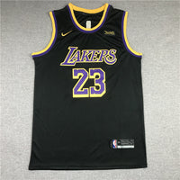 Men's Los Angeles Lakers LeBron James Black 2020/21 Swingman Player Jersey1